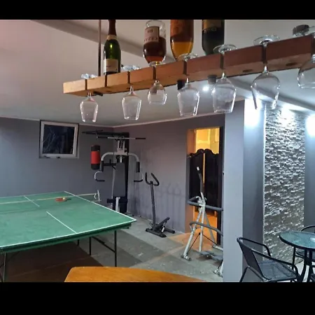 Happy House Апартаменты Белград